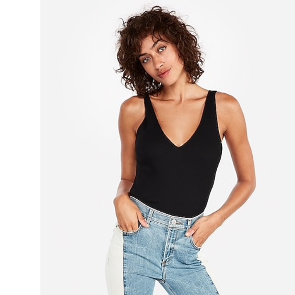 Express Double V Neck Tank - Picture 3 of 8